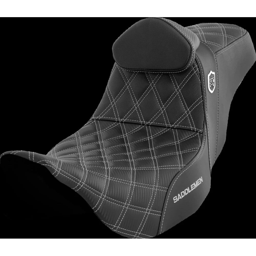 Harley-Davidson Touring (08-24) Pro Series SDC Performance 2-up sæde Black Gripper Lumbar/ Carbon Fiber sølv syning med førerryglæn – Saddlemen