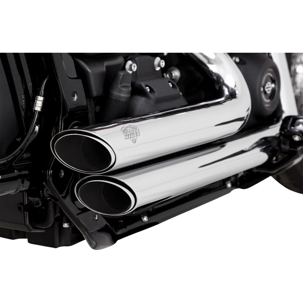 Harley-Davidson Touring / Softail (18-24) Shortshots Staggered komplet udstødning, krom – Vance & Hines – monteret på motorcykel – design og pasform 3