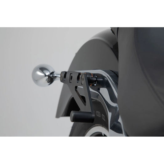 Harley Davidson Fxlrs 1923 ABS (22-25) m.fl. SLH side carrier – SW-Motech