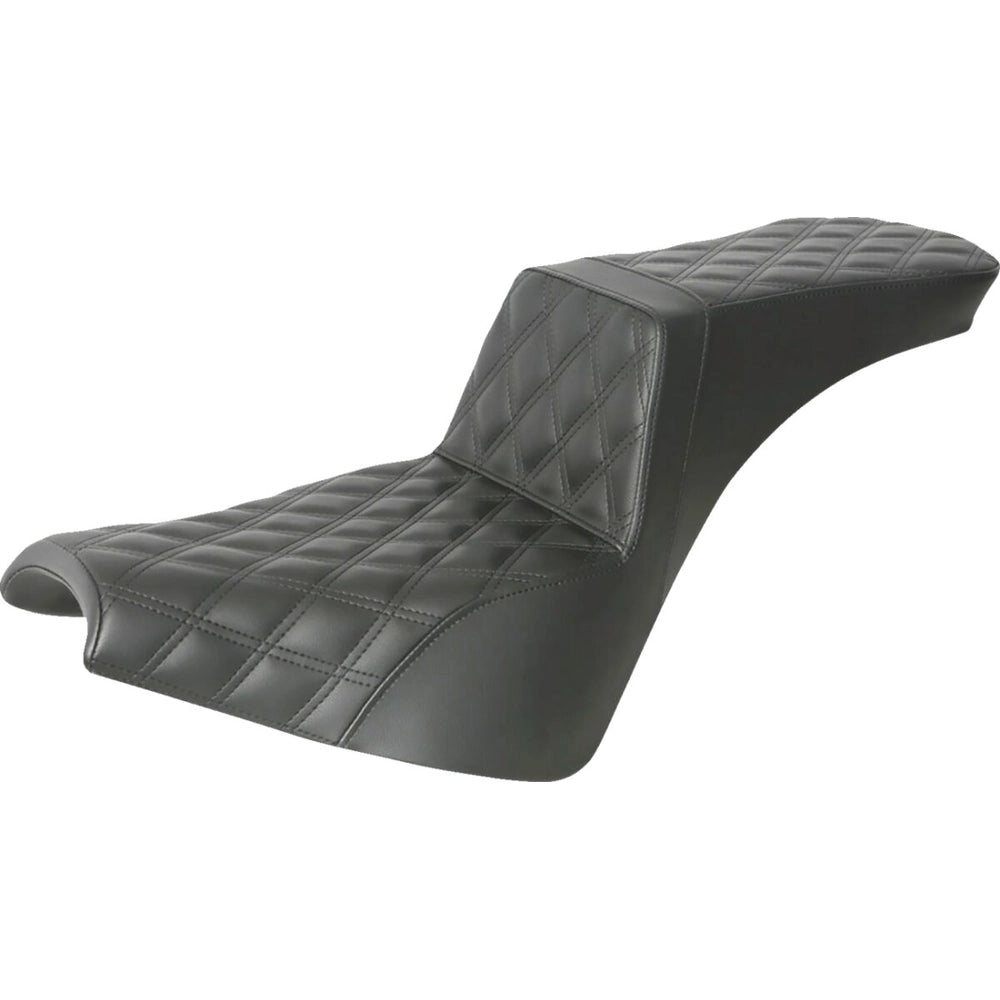 Harley-Davidson Softail (18-26) Step-Up 2-up sæde Full Lattice Stitch, Black (818-30-195) – Saddlemen