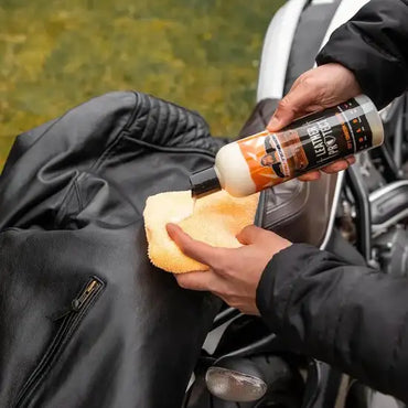 Tru-Tension Leather Protect – læderbeskyttelse til MC, 400 ml – læderbeskyttelse påført MC-jakke