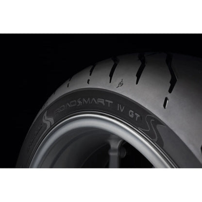 Dunlop RoadSmart IV 180/55ZR17 (73W) TL GT – bagdæk – originalt Dunlop bagdæk med maksimal kontrol i regnvejr og stabil touring. Køb hos Mo2parts. Produktbillede 2.