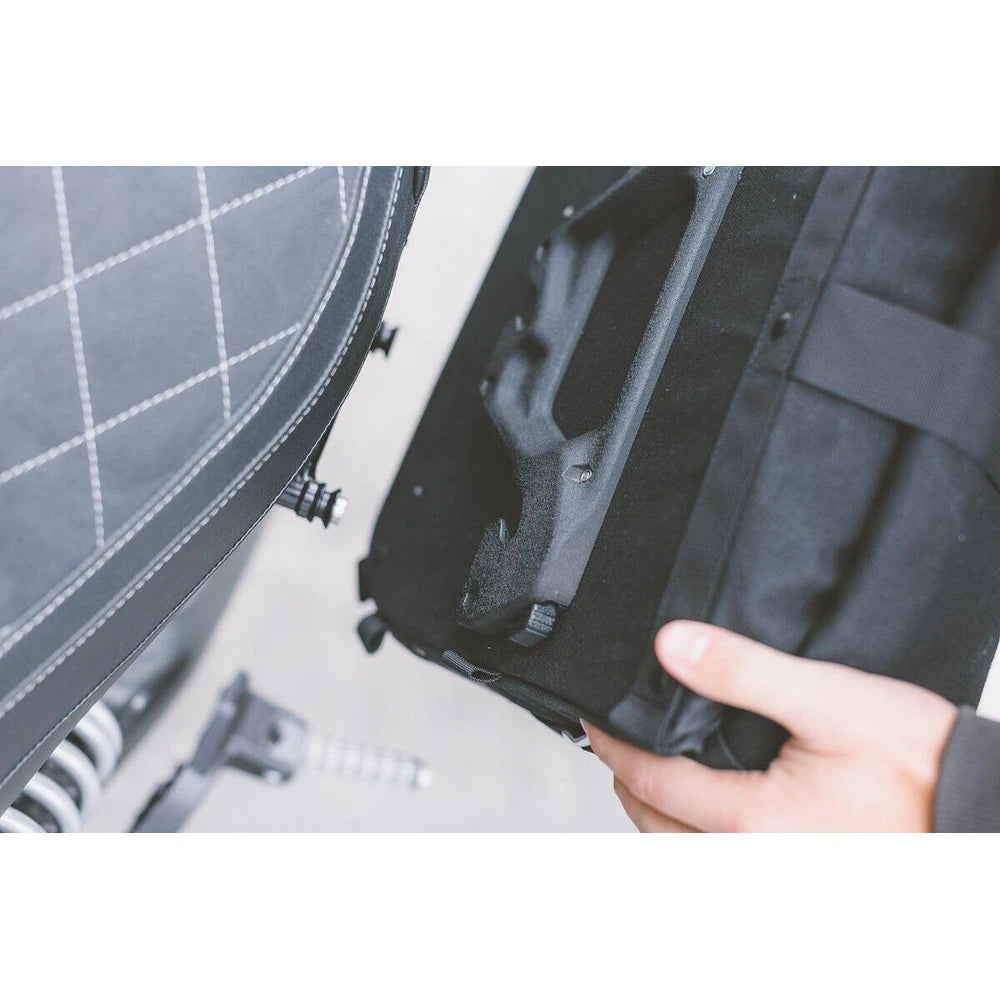 Ducati Scrambler 803 ABS (15-24) m.fl. Legend Gear LC2 Side Bag Black Edition (Left) – SW-Motech – produktbillede 4