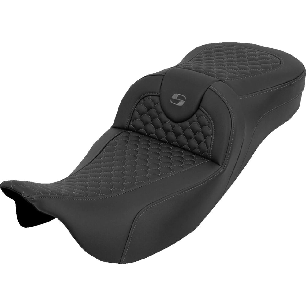 Harley-Davidson Touring (08-25) Roadsofa 2-up sæde Dragon Stitch grå syning Extended Reach – Saddlemen