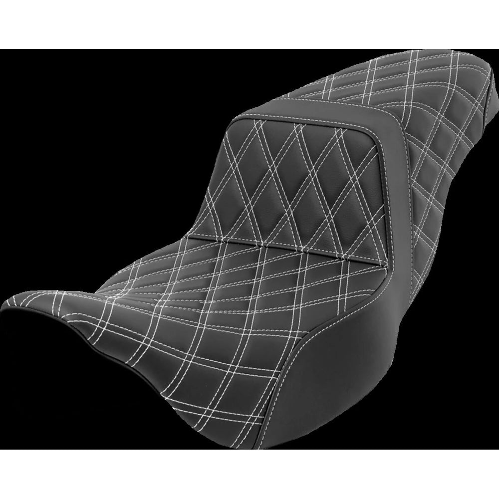 Harley-Davidson Touring (08-24) Step-Up 2-up sæde Lattice Stitch hvid syning Extended Reach – Saddlemen