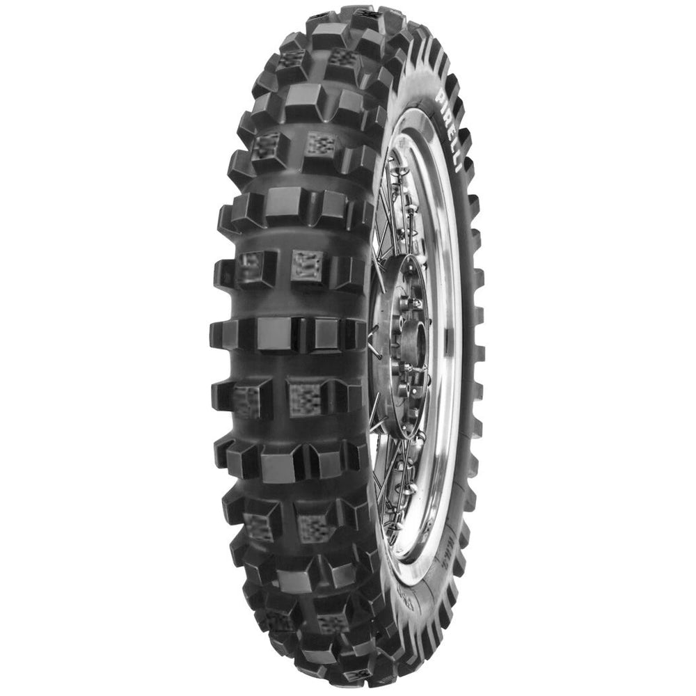 Pirelli MT 16 Garacross 110/100-18 64M TT NHS – bagdæk – originalt Pirelli bagdæk med alsidigt greb på både asfalt og grus. Køb hos Mo2parts.