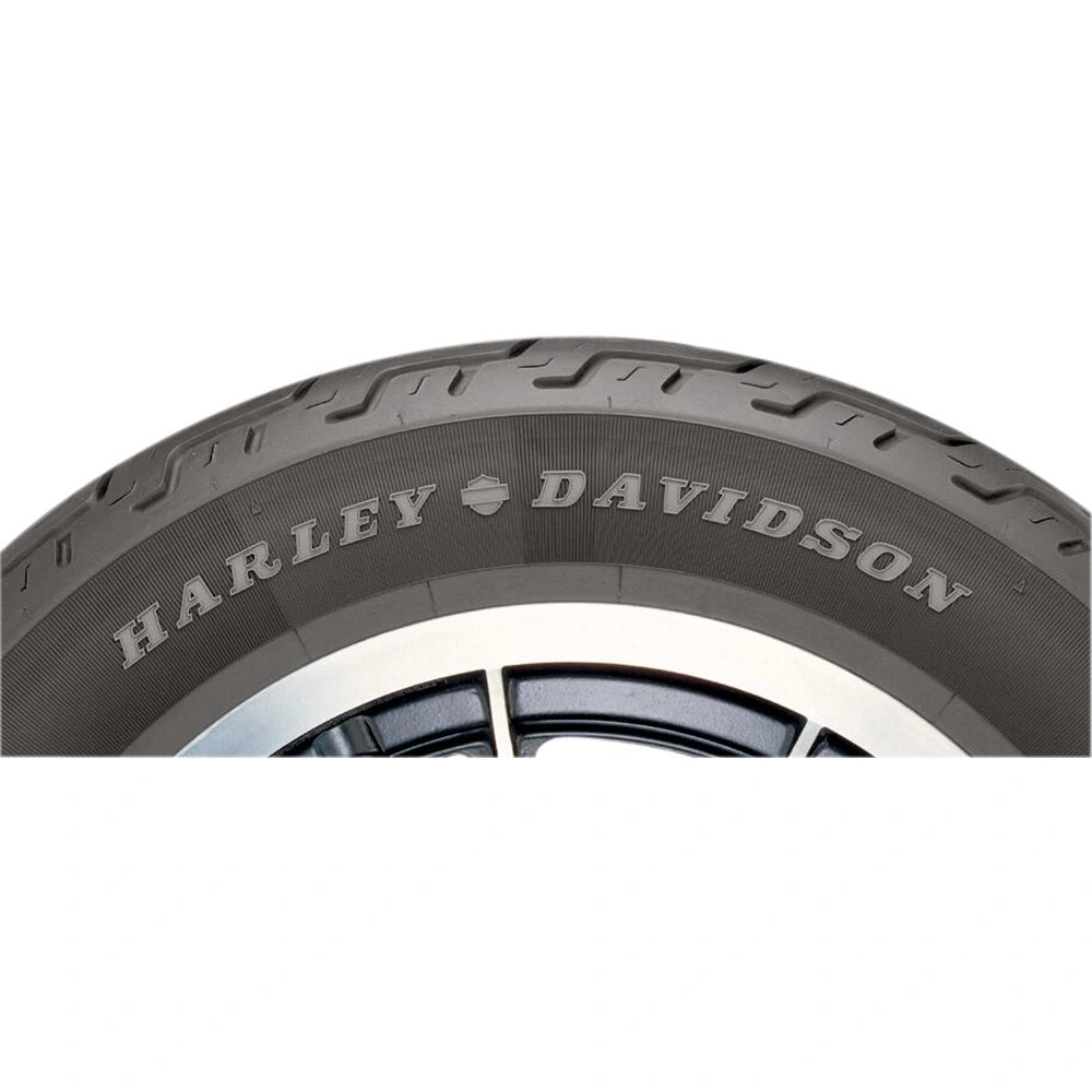 Dunlop D401 130/90B16 73H TL – bagdæk – originalt Dunlop bagdæk med Harley cruiser-stabilitet og jævnt slid. Køb hos Mo2parts. Produktbillede 2.