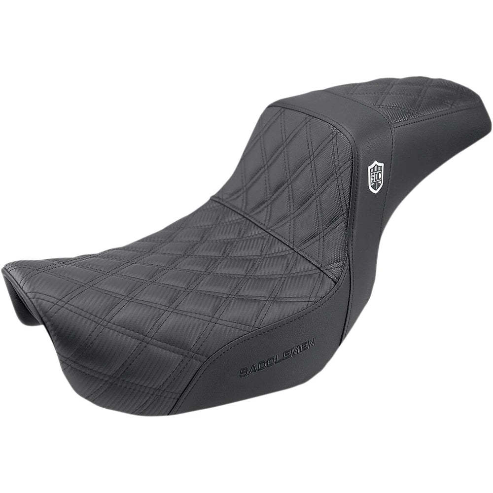 Harley-Davidson Dyna (06-17) Pro Series SDC Performance 2-up sæde Black Gripper Lumbar/ Carbon Fiber Lattice Stitched – Saddlemen