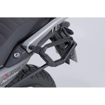 Honda Xl 750 ABS (23-26) V-LOC side carrier Left – SW-Motech – produktbillede 2