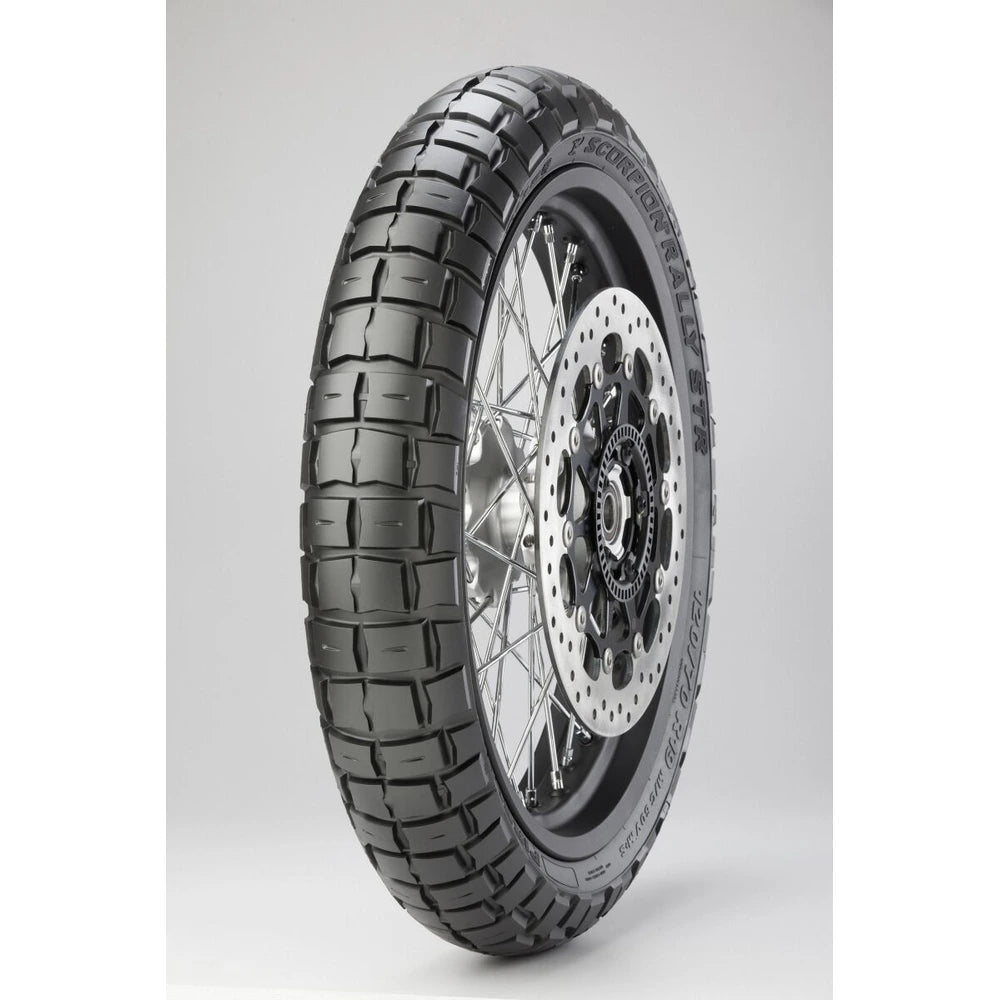 Pirelli Scorpion Rally Race 140/80-18 70R TT – bagdæk set fra siden – se profil og design på dette Pirelli bagdæk hos Mo2parts.