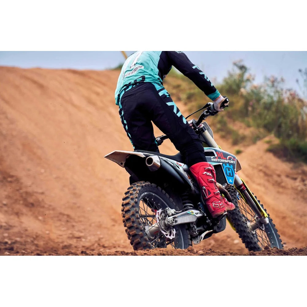 Bridgestone Battlecross X31 110/100-18 64M TT – bagdæk – originalt Bridgestone bagdæk med maksimalt greb på mellemfast motocrossunderlag. Køb hos Mo2parts. Produktbillede 4.