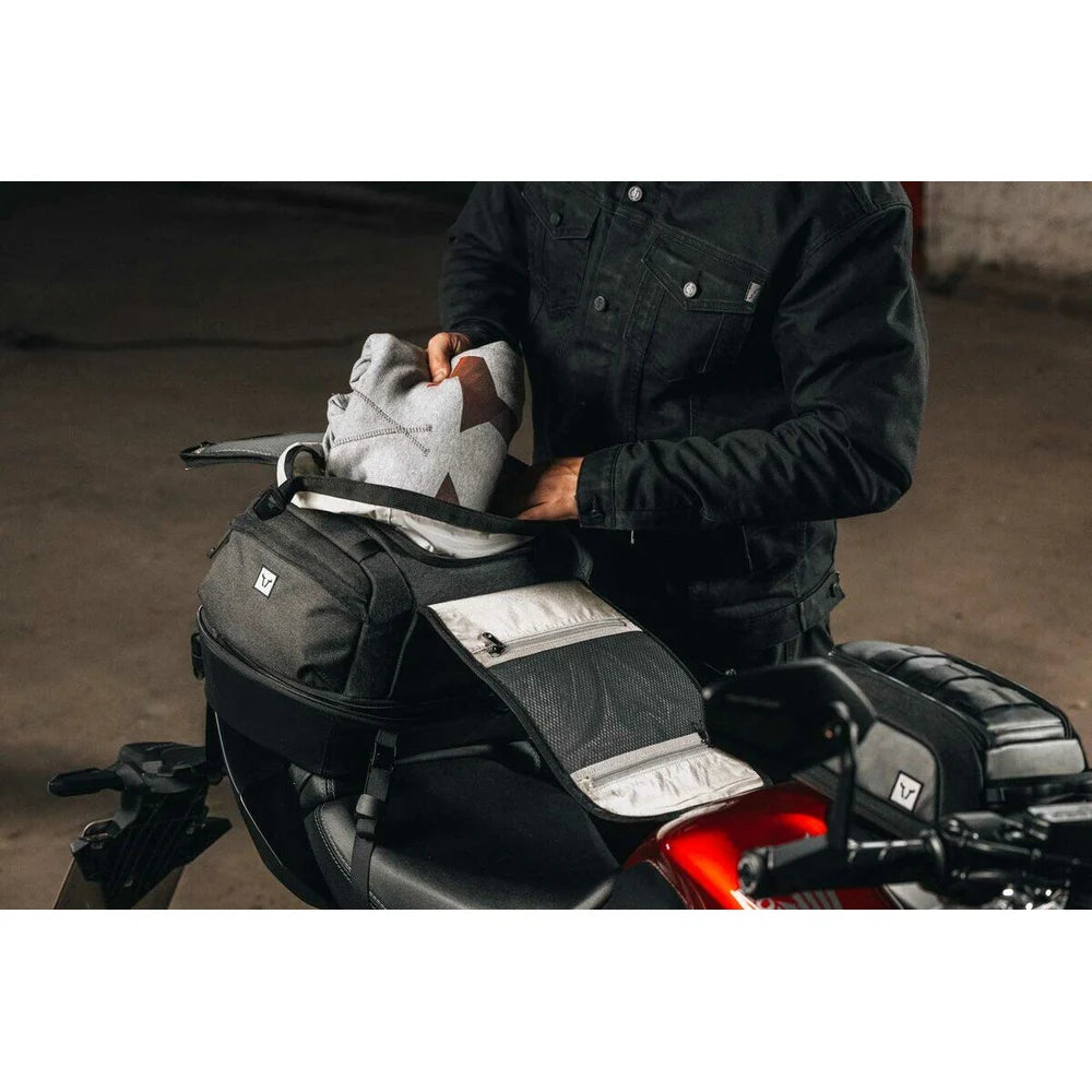 BMW R 1200 GS ABS (04-19) m.fl. Legend Gear LR4 tailbag (18 - 25 Liters) – SW-Motech – produktbillede 4