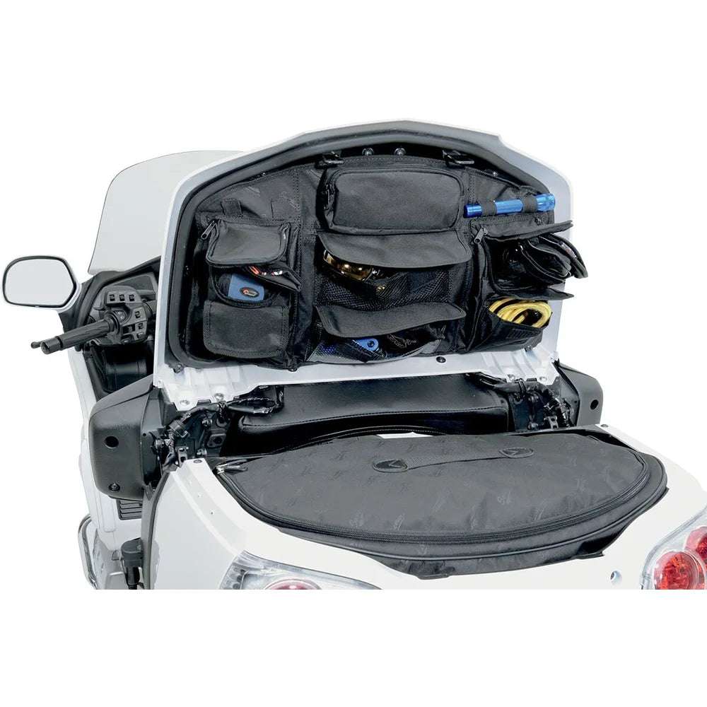 Honda Gold Wing GL1800 (01-10) trunk organizer – Saddlemen – ekstra produktvisning med fokus på pasform, ruminddeling og finish – billede 3