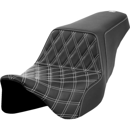Harley-Davidson Touring (08-24) Step-Up 2-up sæde Front Lattice Stitch hvid syning – Saddlemen