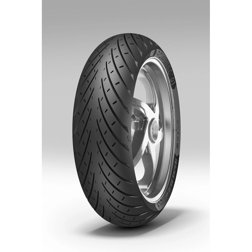 Metzeler Roadtec 01 130/90-16 67V TL – bagdæk – originalt Metzeler MC-dæk med stabilitet, præcis styring og sikkert greb i skiftende vejr.