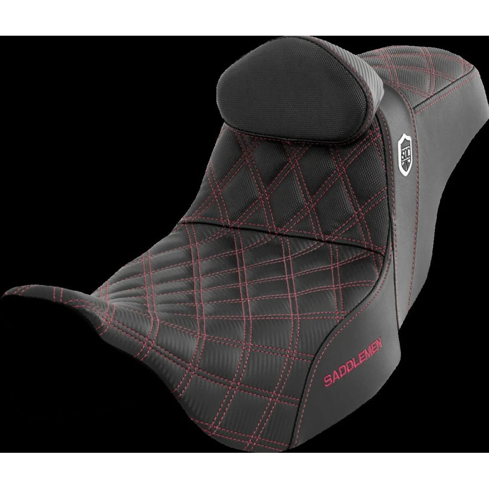 Harley-Davidson Touring (08-24) Pro Series SDC Performance 2-up sæde Black Gripper Lumbar/ Carbon Fiber bordeaux syning med førerryglæn – Saddlemen