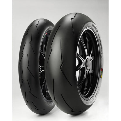 Pirelli Diablo Supercorsa SP V2 190/55 ZR17 (75W) TL – bagdæk – originalt Pirelli bagdæk med skarpt greb, hurtig styring og masser af køreglæde. Køb hos Mo2parts.