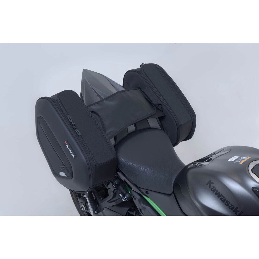Kawasaki Z 650 ABS (17-26) m.fl. PRO BLAZE H sidetaske Set with EDGE protection – SW-Motech – produktbillede 5