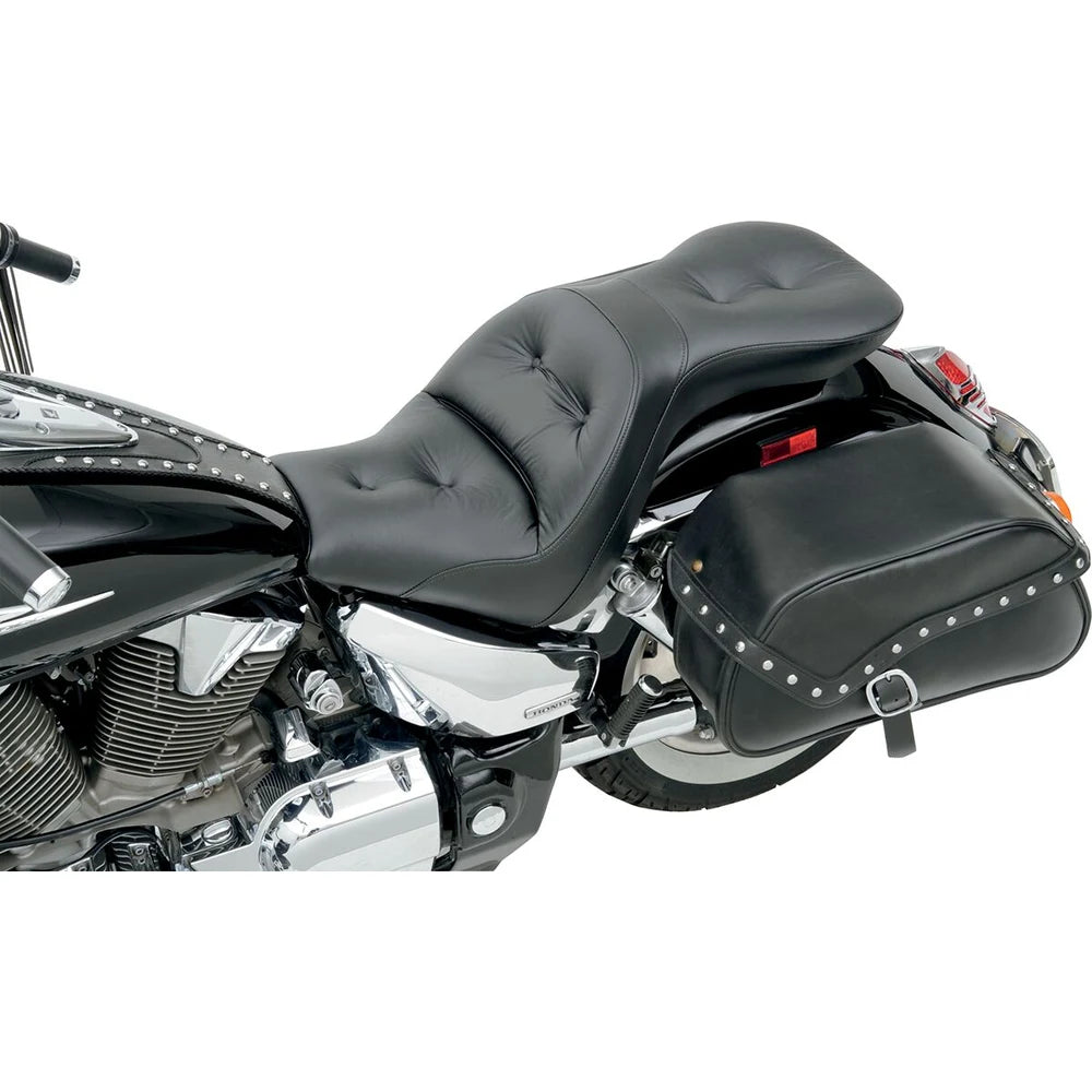 Honda modeller (03-09) 2-up sæde Pillow – Saddlemen – ekstra produktvisning med fokus på form, polstring, syninger og finish – billede 3