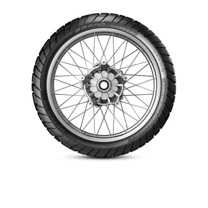 Metzeler Karoo Street 100/90-19 57V TL – fordæk – anvendelses- og detaljebillede af Metzeler Karoo Street.