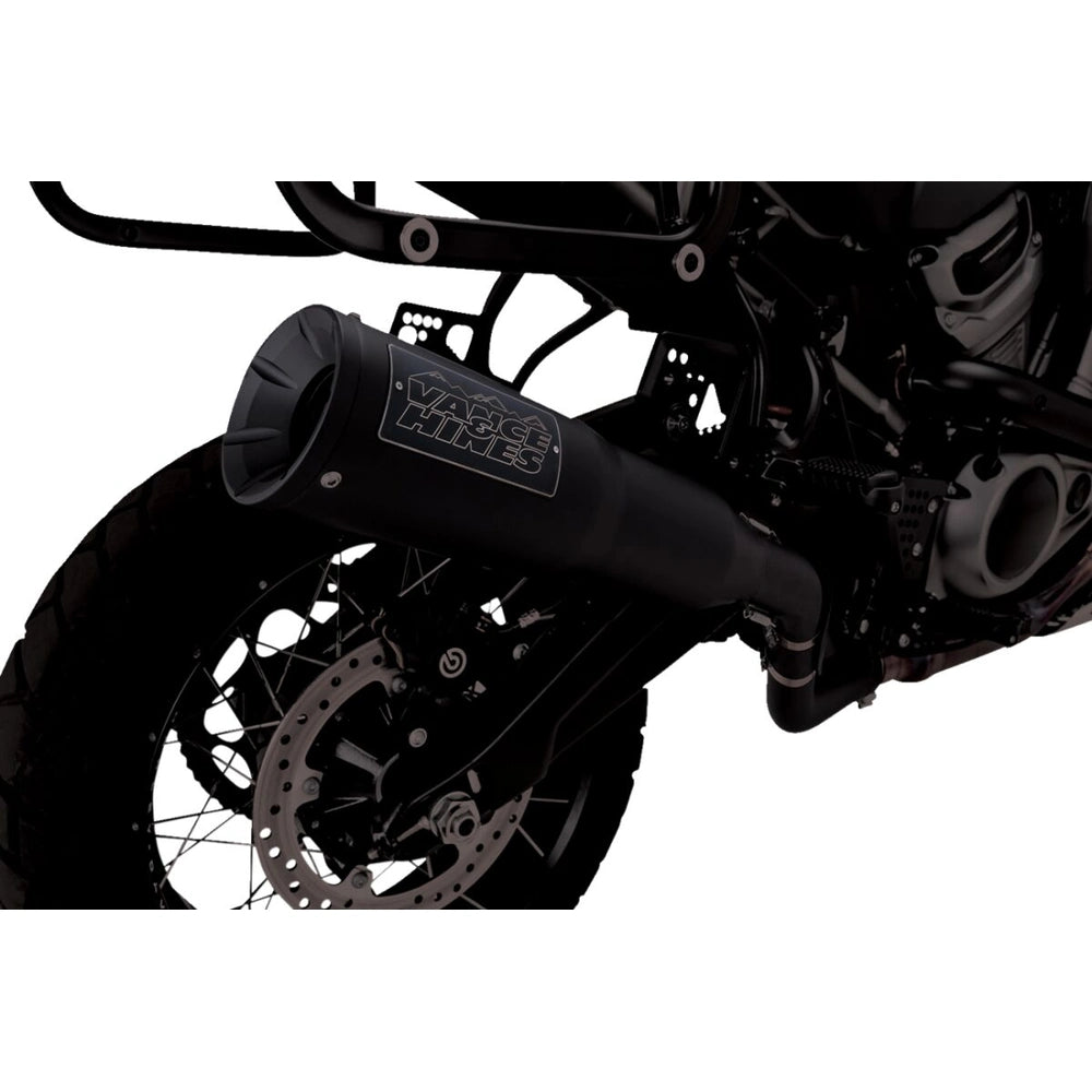 Harley-Davidson Pan America (21-26) Adventure Hi-Output 450 slip-on, sort – Vance & Hines – monteret på motorcykel – design og pasform 3