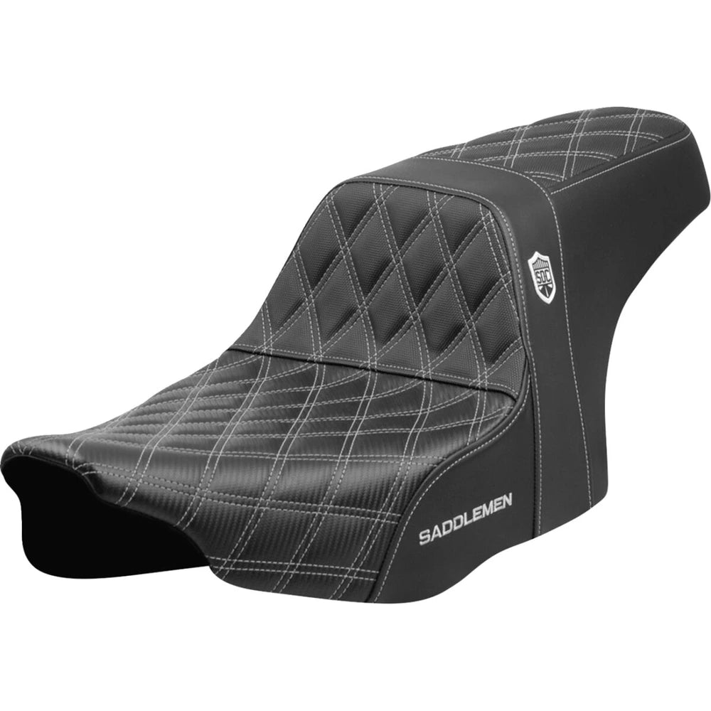 Harley-Davidson Touring (23-26) Pro Series SDC Performance 2-up sæde Black Gripper Lumbar/ Carbon Fiber sølv syning – Saddlemen