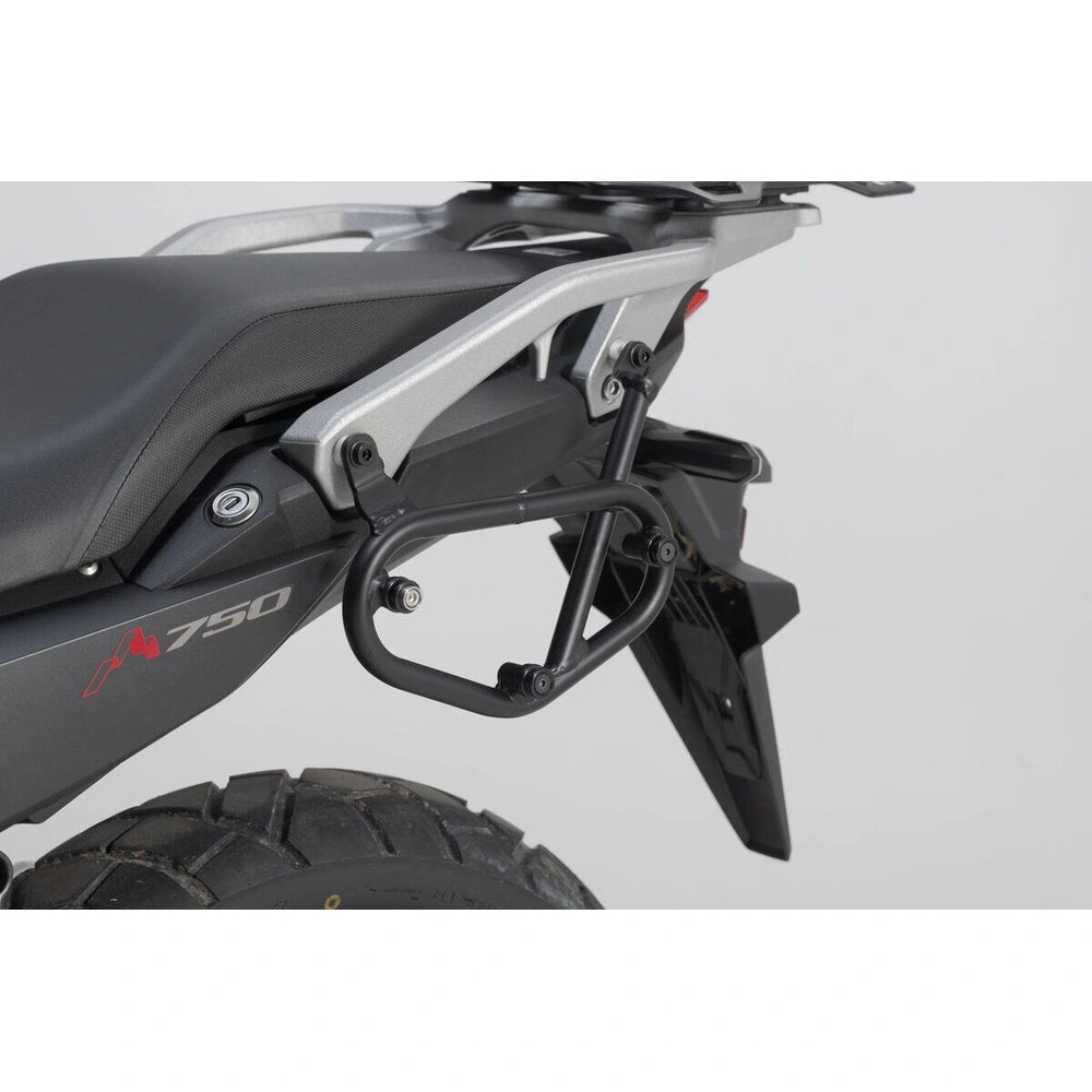 Honda Xl 750 ABS (23-26) SLC side carrier (Left) – SW-Motech – produktbillede 3