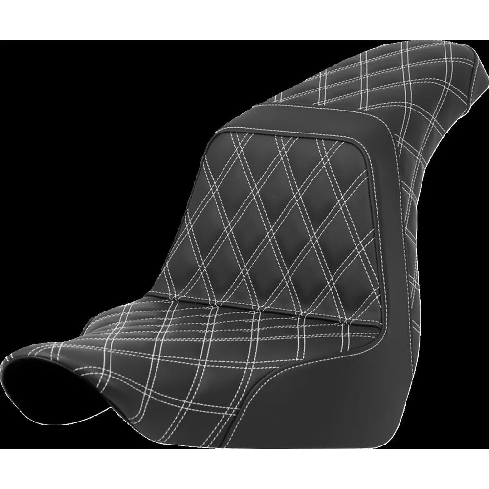 Harley-Davidson Softail (18-26) Step-Up 2-up sæde Lattice Stitch hvid syning – Saddlemen