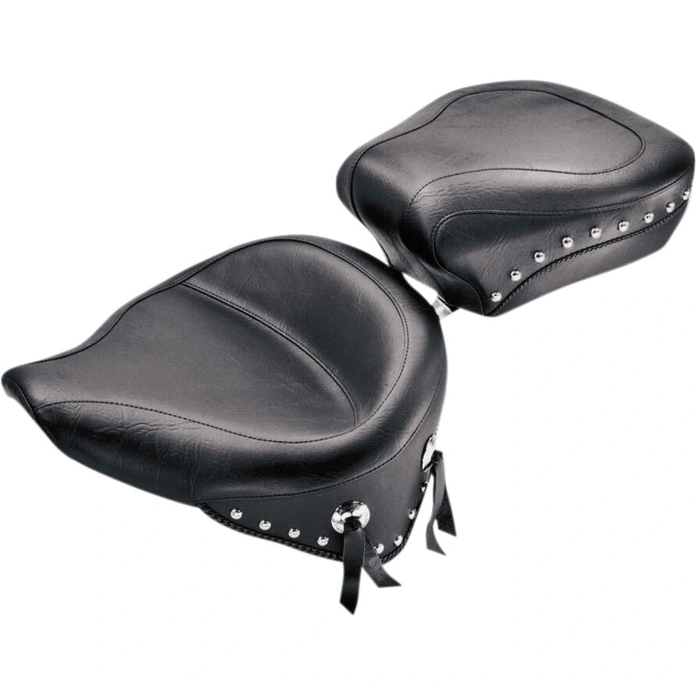 Harley-Davidson Softail (85-99) Wide solosæde – Mustang – Mustang varenr. 75506 – ekstra produktvinkel med fokus på form og finish – billede 4