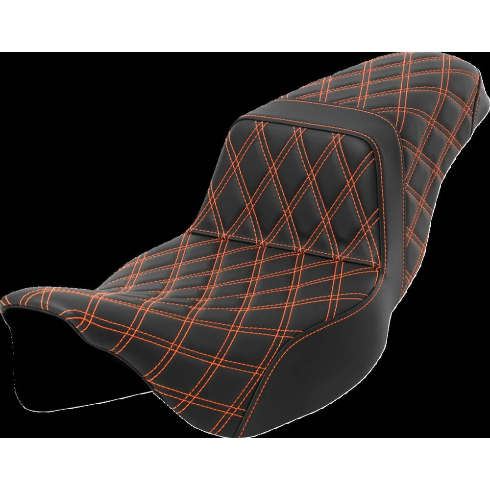 Harley-Davidson Touring (08-24) Step-Up 2-up sæde Lattice Stitch orange syning Extended Reach – Saddlemen