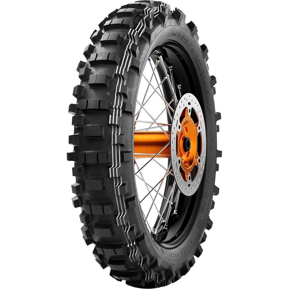 Metzeler MCE 6 Days Extreme 140/80-18 70M TT Extra Soft NHS – bagdæk – originalt Metzeler MC-dæk med traktion og kontrol på løst underlag.