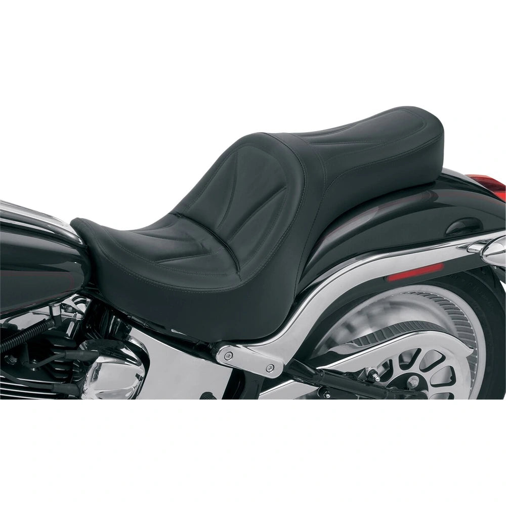 Harley-Davidson Softail (00-07) King 2-up sæde, 32 cm (12-1/2") – Saddlemen – ekstra produktvisning med fokus på form, polstring, syninger og finish – billede 2
