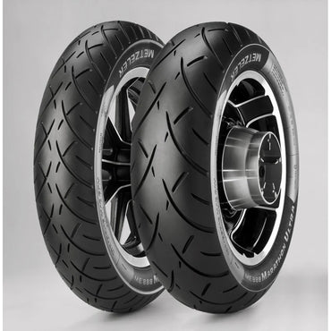 Metzeler ME 888 Marathon Ultra 130/80B17 65H TL – fordæk – alternativt produktbillede med fokus på dækprofil og design.