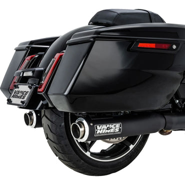 Harley-Davidson Touring (17-26) Supersport slip-on, sort – Vance & Hines – detaljebillede af udstødning og finish 2
