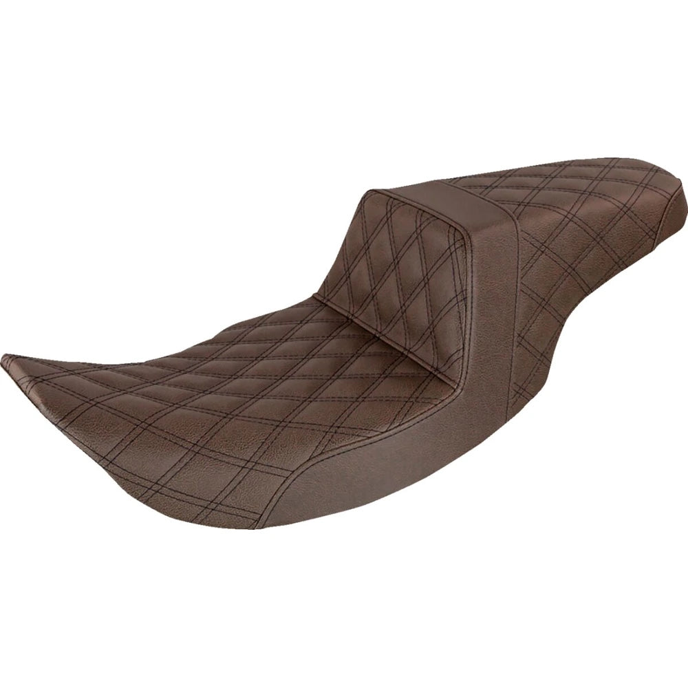 Harley-Davidson Touring (97-07) Step-Up 2-up sæde Full Lattice Stitch, med førerryglæn (897-06-175BR) – Saddlemen