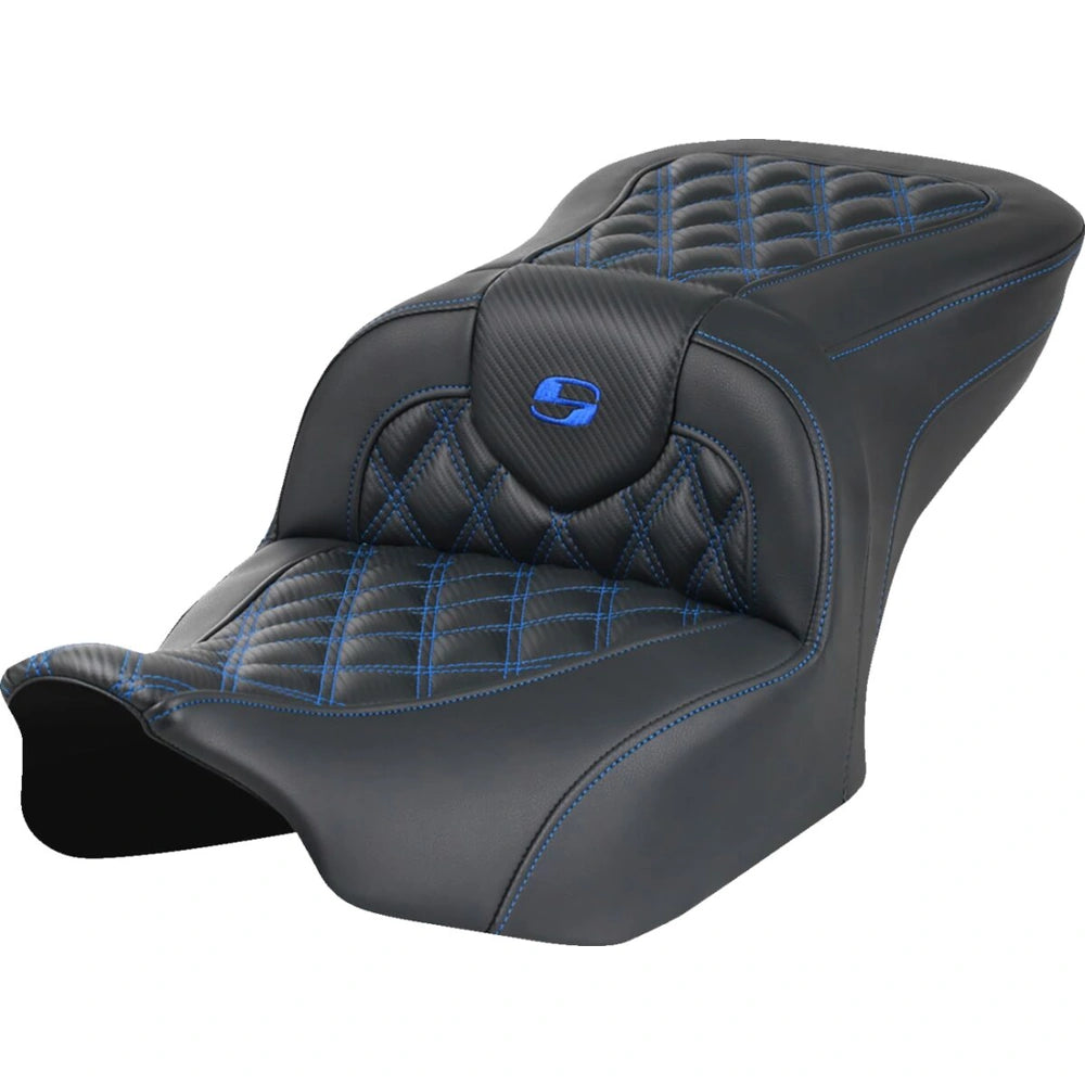 Harley-Davidson Touring (23-26) Roadsofa 2-up sæde Carbon Fiber/ Lattice Stitch/ Perforated blå syning – Saddlemen