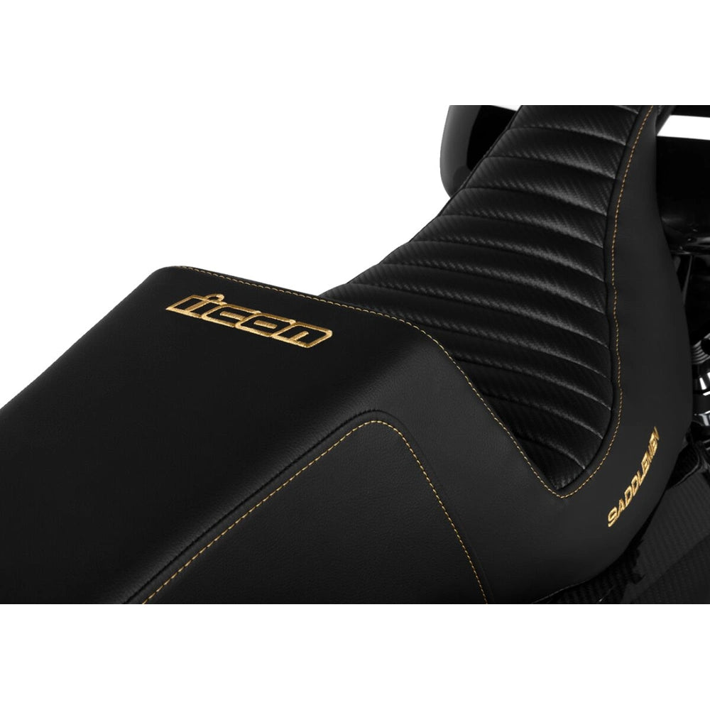 Harley-Davidson Touring (08-24) Step-Up 2-up sæde Front Tuck-n-Roll, 18,5 cm (7-1/4") – Saddlemen – ekstra produktvisning med fokus på form, polstring, syninger og finish – billede 3