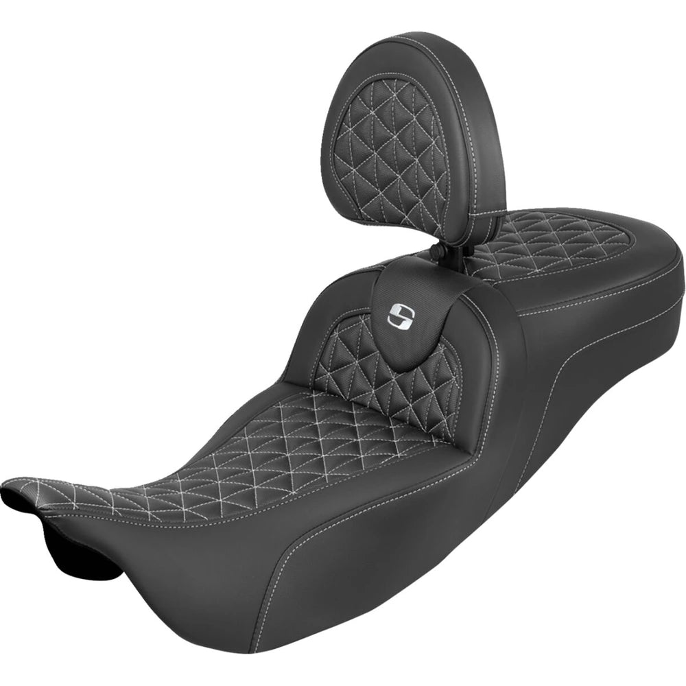 Harley-Davidson Touring (08-25) Roadsofa 2-up sæde hvid syning Extended Reach med førerryglæn – Saddlemen