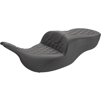 Harley-Davidson Touring (97-07) Roadsofa 2-up sæde Lattice Stitched – Saddlemen – ekstra produktvisning med fokus på form, polstring, syninger og finish – billede 2