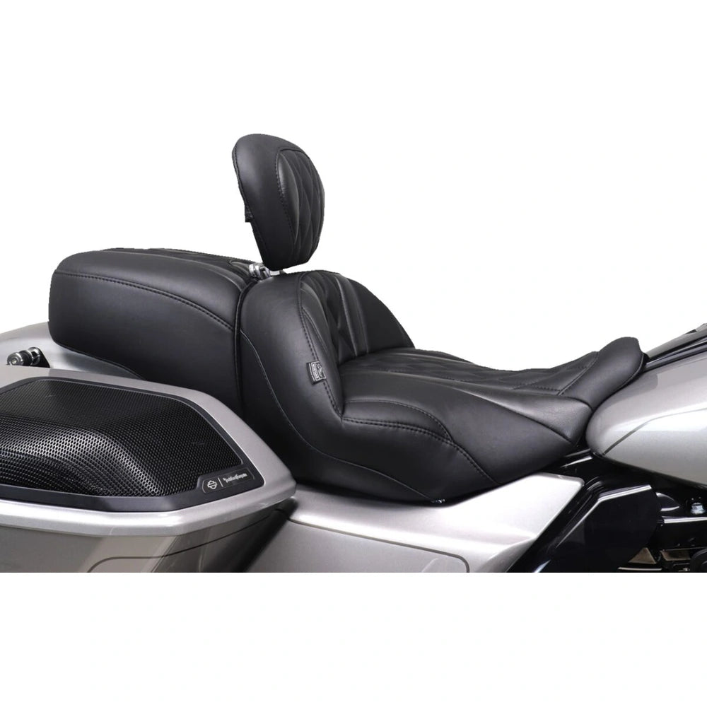 Harley-Davidson Street Glide CVO (23-26) Deluxe førerryglæn, diamond – Mustang – Mustang varenr. 89460 – ekstra produktvinkel med fokus på form og finish – billede 3