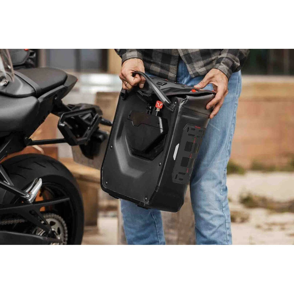 Kawasaki Z 900 RS ABS (18-26) m.fl. V-LOC WP Side Bag (16 Liters) – SW-Motech – produktbillede 5