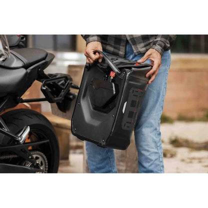 Kawasaki Z 900 RS ABS (18-26) m.fl. V-LOC WP Side Bag (16 Liters) – SW-Motech – produktbillede 5