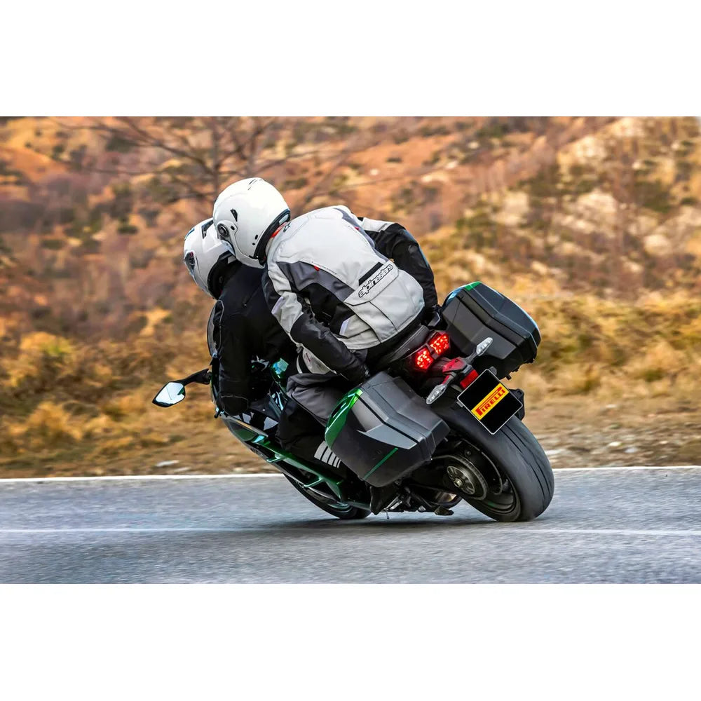 Pirelli Angel GT II 190/55 ZR17 (75W) TL – spec. A – bagdæk – ekstra produktvisning af Pirelli Angel GT II. Klar til bestilling online hos Mo2parts.