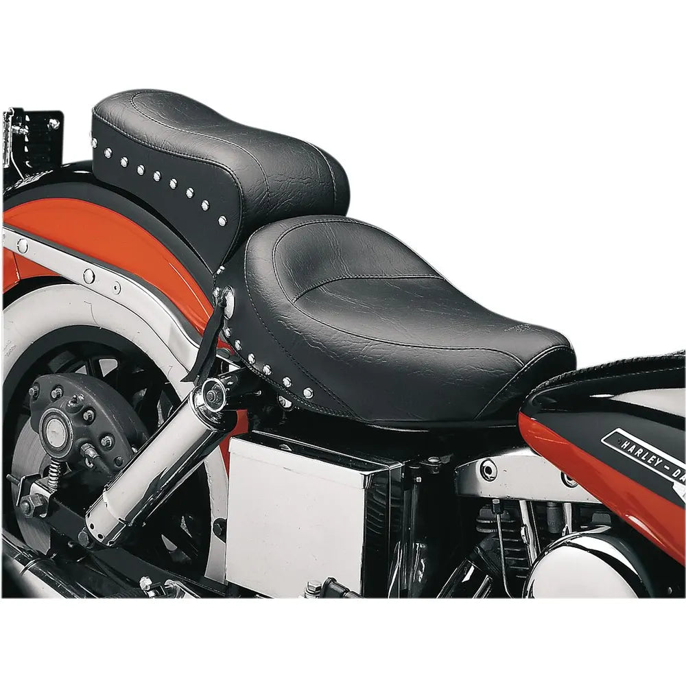 Harley-Davidson Touring (80-84) 2-up sæde – Mustang – Mustang varenr. 75302 – ekstra visning af form, polstring og design – billede 7
