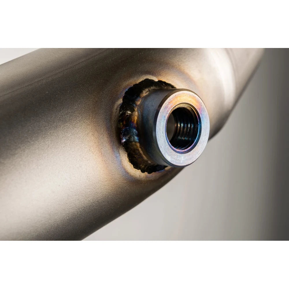 Yamaha YZF-R1 / MT-10 (15-26) Force Evo 3/4 slip-on, titanium – Spark – monteret på motorcykel, design og linjeføring, billede 4