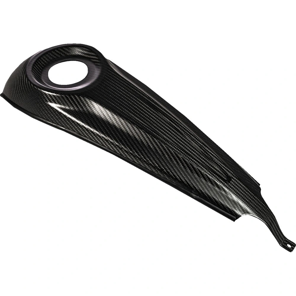 Harley-Davidson (08-24) carbon dash/konsol Black/ Carbon Fiber/ Gloss – Saddlemen – ekstra produktvisning med fokus på carbonvævning, form og finish – billede 3