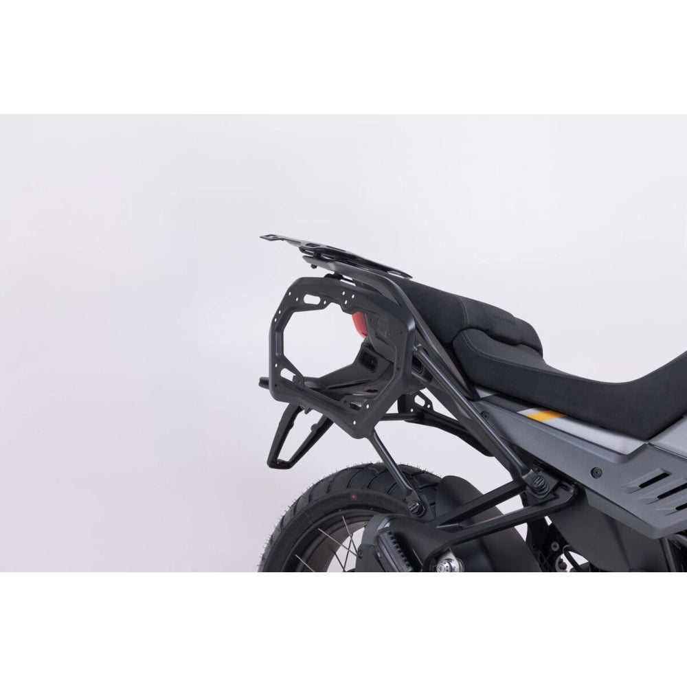 Moto Guzzi Stelvio 1000 ABS (24-26) PRO side carrier Set (Left & Right) – SW-Motech – produktbillede 4