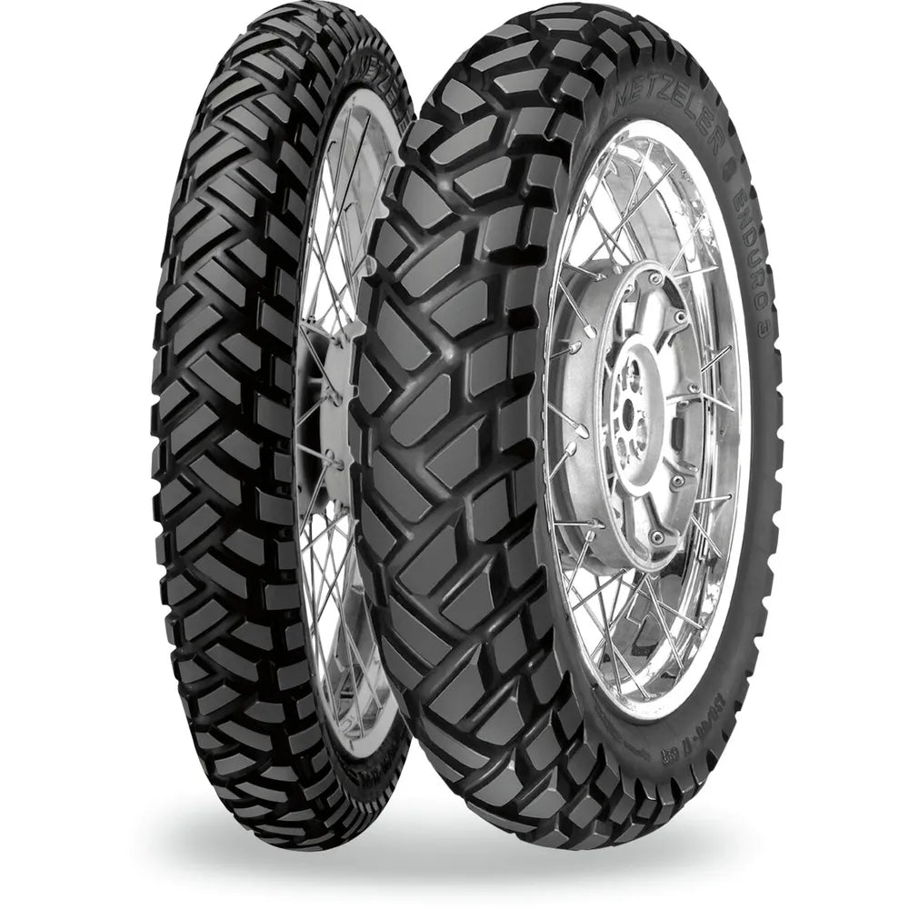 Metzeler Enduro 3 Sahara 130/80-17 65S TT – bagdæk – originalt Metzeler MC-dæk med kontrol på asfalt og løst underlag.