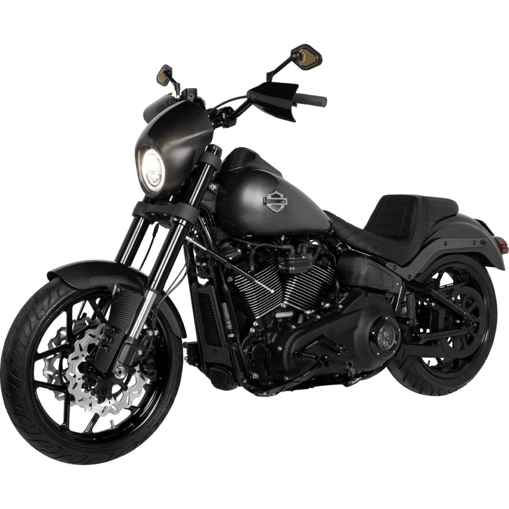 Harley-Davidson Softail (25) carbon sidecovers Black/ Carbon Fiber/ Gloss – Saddlemen – ekstra produktvisning med fokus på carbonvævning, form og finish – billede 5