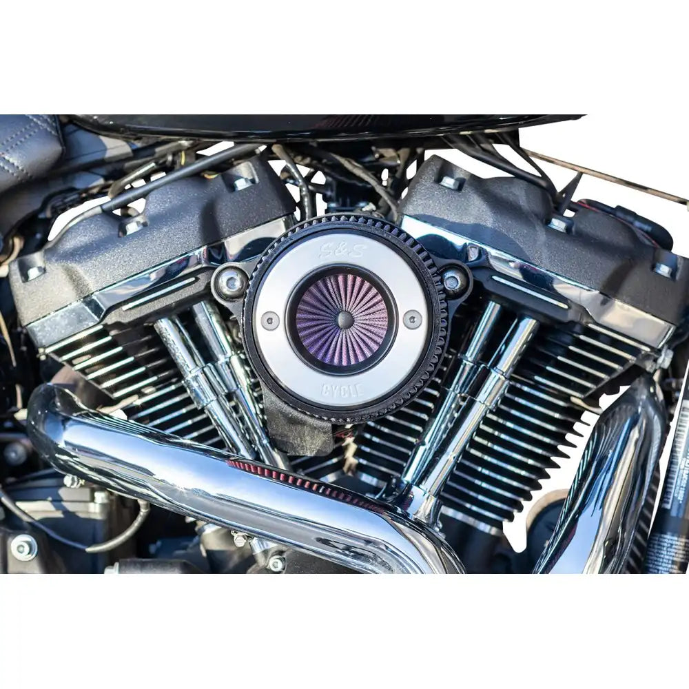 Harley-Davidson modeller (17-23) Air Stinger Stealth Air Cleaner Kit, Air Stinger / Stealth, Ring, sort / krom – S&S Cycle – alternativ vinkel 3